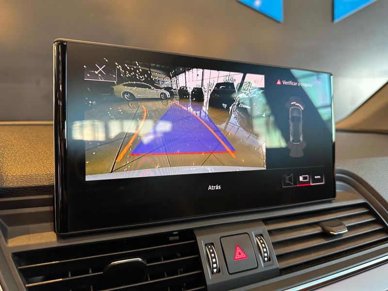 Audi Q5 S-Line 2.0 TFSI Quattro S-tronic 2023/2023 CONCEPT MOTORS PASSO FUNDO / Carros no Vale Audi Q5 S-Line 2.0 TFSI Quattro S-tronic 2023/2023 CONCEPT MOTORS PASSO FUNDO / Carros no Vale