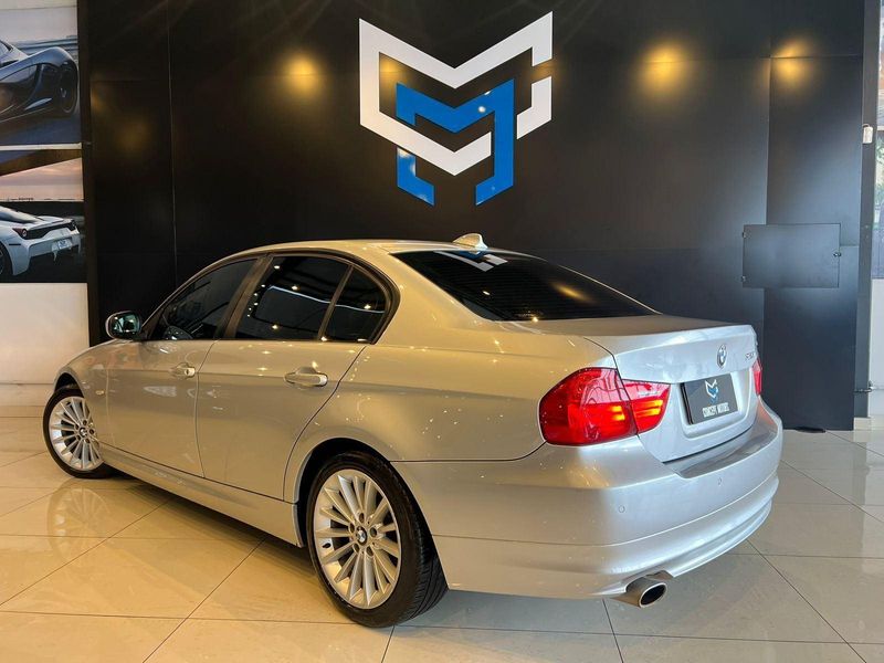 BMW 320ia 2.0 2011/2011 CONCEPT MOTORS PASSO FUNDO / Carros no Vale