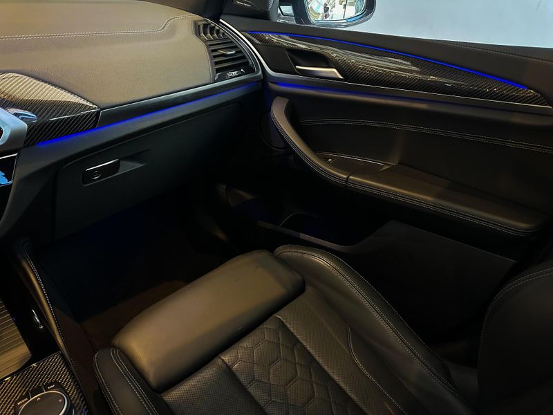 BMW X4 M Competition 3.0 Bi-TB 510cv Aut. 2019/2020 CONCEPT MOTORS PASSO FUNDO / Carros no Vale BMW X4 M Competition 3.0 Bi-TB 510cv Aut. 2019/2020 CONCEPT MOTORS PASSO FUNDO / Carros no Vale