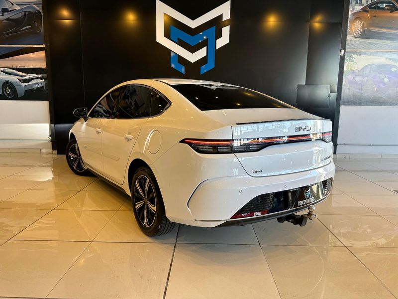 BYD King GS 1.5 16V Aut (Hibrido) 2024/2025 CONCEPT MOTORS PASSO FUNDO / Carros no Vale BYD King GS 1.5 16V Aut (Hibrido) 2024/2025 CONCEPT MOTORS PASSO FUNDO / Carros no Vale