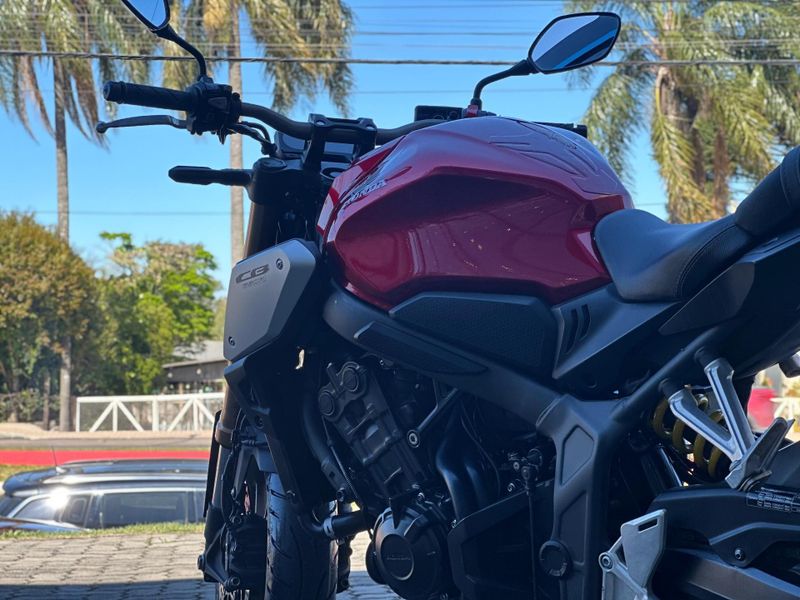 Honda Motos CB 650R 650R 2021/2021 CONCEPT MOTORS PASSO FUNDO / Carros no Vale Honda Motos CB 650R 650R 2021/2021 CONCEPT MOTORS PASSO FUNDO / Carros no Vale