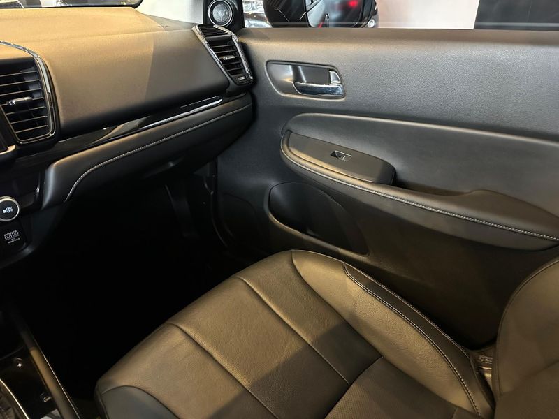Honda City Sedan Touring 1.5 Flex 16V 4p Aut. 2023/2024 CONCEPT MOTORS PASSO FUNDO / Carros no Vale