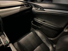Honda Civic Sedan EXL 2.0 Flex 16V Aut.4p 2017/2017 CONCEPT MOTORS PASSO FUNDO / Carros no Vale