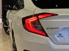 Honda Civic Sedan EXL 2.0 Flex 16V Aut.4p 2017/2017 CONCEPT MOTORS PASSO FUNDO / Carros no Vale