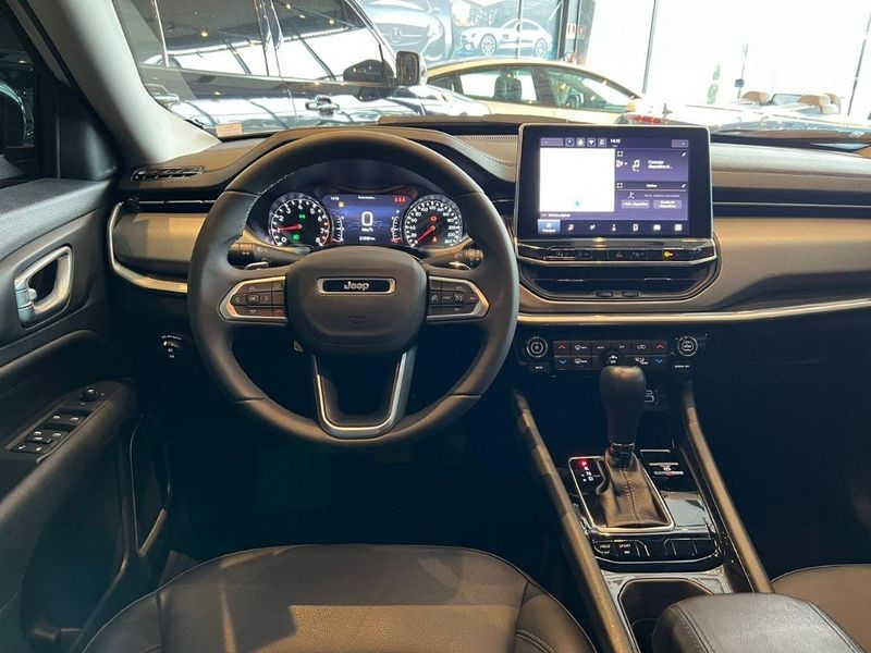 Jeep Compass LONG T270 1.3 TB 4×2 Flex Aut. 2021/2022 CONCEPT MOTORS PASSO FUNDO / Carros no Vale