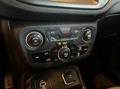 Jeep Compass LONGITUDE 2.0 4×2 Flex 16V Aut. 2020/2020 CONCEPT MOTORS PASSO FUNDO / Carros no Vale