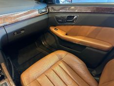 Mercedes-Benz E 550 Classe E 550 AMG 5.5 V8 4MATIC 2010/2011 CONCEPT MOTORS PASSO FUNDO / Carros no Vale