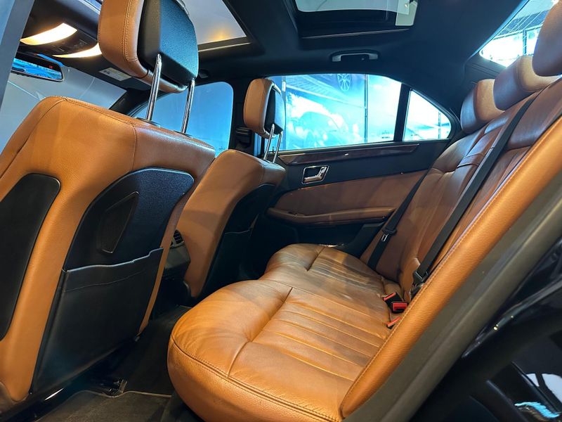 Mercedes-Benz E 550 Classe E 550 AMG 5.5 V8 4MATIC 2010/2011 CONCEPT MOTORS PASSO FUNDO / Carros no Vale Mercedes-Benz E 550 Classe E 550 AMG 5.5 V8 4MATIC 2010/2011 CONCEPT MOTORS PASSO FUNDO / Carros no Vale