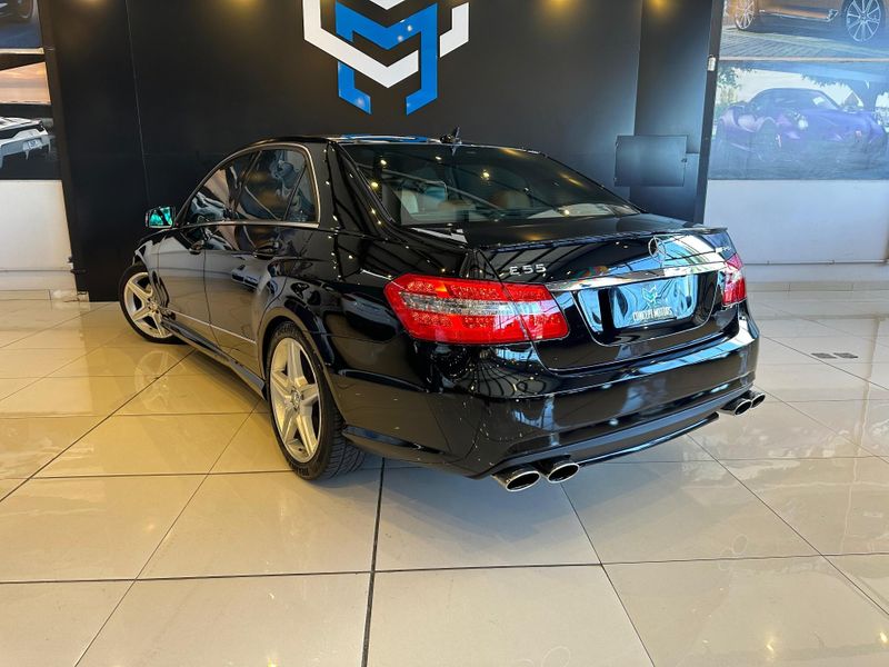 Mercedes-Benz E 550 Classe E 550 AMG 5.5 V8 4MATIC 2010/2011 CONCEPT MOTORS PASSO FUNDO / Carros no Vale Mercedes-Benz E 550 Classe E 550 AMG 5.5 V8 4MATIC 2010/2011 CONCEPT MOTORS PASSO FUNDO / Carros no Vale