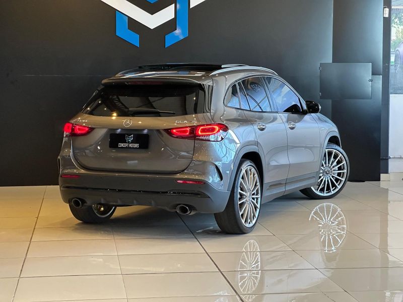 Mercedes-Benz GLA 35 AMG 4MATIC 2.0 Turbo Aut. 2022/2023 CONCEPT MOTORS PASSO FUNDO / Carros no Vale