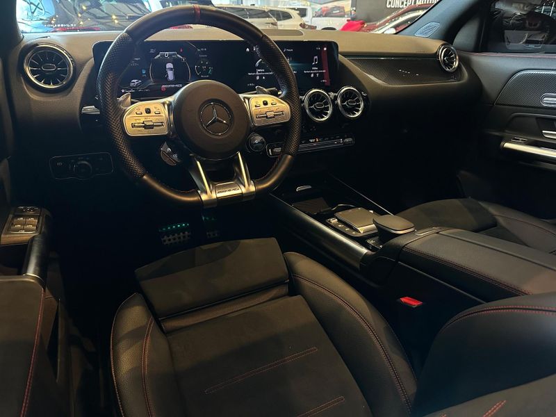 Mercedes-Benz GLA 35 AMG 4MATIC 2.0 Turbo Aut. 2022/2023 CONCEPT MOTORS PASSO FUNDO / Carros no Vale