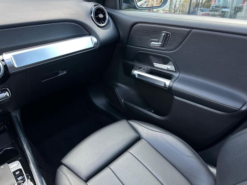 Mercedes-Benz GLB 200 Progressive 1.3 TB 16V Aut. 2020/2020 CONCEPT MOTORS PASSO FUNDO / Carros no Vale