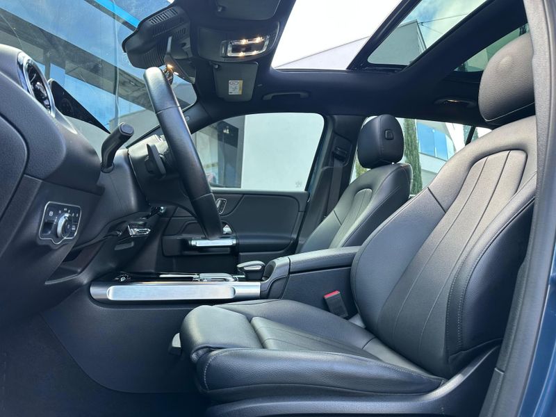 Mercedes-Benz GLB 200 Progressive 1.3 TB 16V Aut. 2020/2020 CONCEPT MOTORS PASSO FUNDO / Carros no Vale
