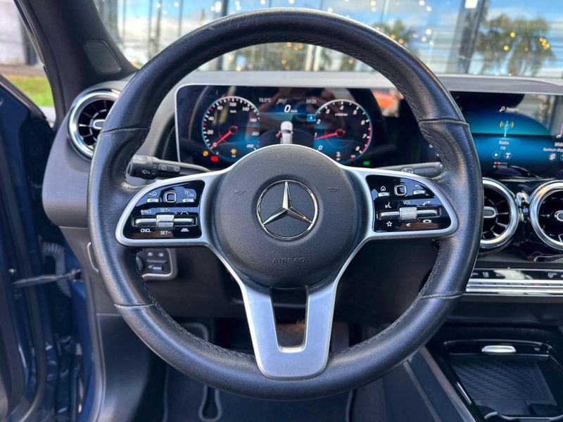 Mercedes-Benz GLB 200 Progressive 1.3 TB 16V Aut. 2020/2020 CONCEPT MOTORS PASSO FUNDO / Carros no Vale