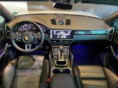 Porsche Cayenne Coupe Turbo 4.0 V8 550cv 2021/2021 CONCEPT MOTORS PASSO FUNDO / Carros no Vale
