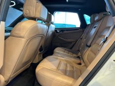 Porsche Macan 2.0 Turbo 2022/2023 CONCEPT MOTORS PASSO FUNDO / Carros no Vale