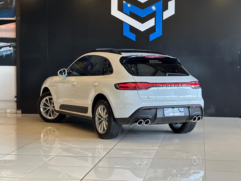 Porsche Macan 2.0 Turbo 2022/2023 CONCEPT MOTORS PASSO FUNDO / Carros no Vale