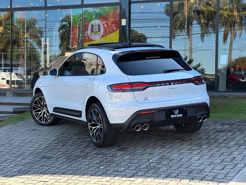 Porsche Macan 2.0 Turbo 2022/2023 CONCEPT MOTORS PASSO FUNDO / Carros no Vale