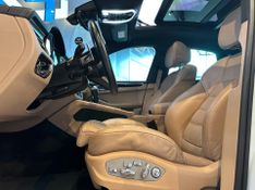 Porsche Macan 2.0 Turbo 2022/2023 CONCEPT MOTORS PASSO FUNDO / Carros no Vale