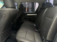 Toyota Hilux CD SR 4×4 2.8 TDI Diesel Aut. 2019/2019 CONCEPT MOTORS PASSO FUNDO / Carros no Vale