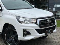 Toyota Hilux CD SR 4×4 2.8 TDI Diesel Aut. 2019/2019 CONCEPT MOTORS PASSO FUNDO / Carros no Vale