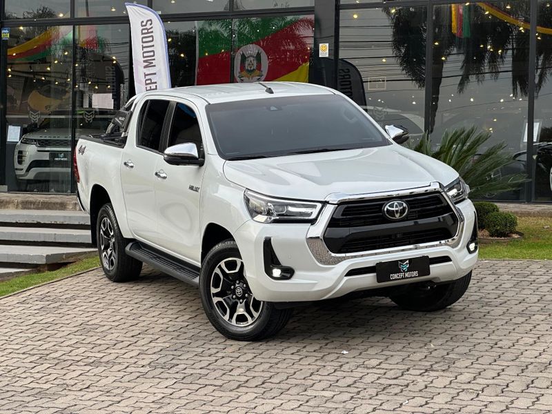 Toyota Hilux CD SRX 4×4 2.8 TDI 16V Diesel Aut. 2023/2023 CONCEPT MOTORS PASSO FUNDO / Carros no Vale Toyota Hilux CD SRX 4×4 2.8 TDI 16V Diesel Aut. 2023/2023 CONCEPT MOTORS PASSO FUNDO / Carros no Vale