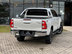 Toyota Hilux CD SRX 4×4 2.8 TDI 16V Diesel Aut. 2023/2023 CONCEPT MOTORS PASSO FUNDO / Carros no Vale