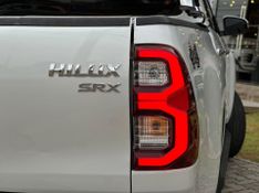 Toyota Hilux CD SRX 4×4 2.8 TDI 16V Diesel Aut. 2023/2023 CONCEPT MOTORS PASSO FUNDO / Carros no Vale