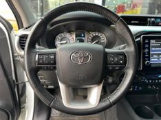 Toyota Hilux CD SRX 4×4 2.8 TDI 16V Diesel Aut. 2023/2023 CONCEPT MOTORS PASSO FUNDO / Carros no Vale