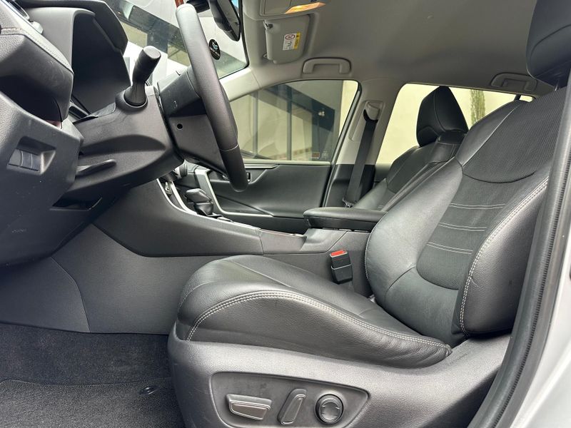 Toyota RAV-4 2.5 S 4×4 Aut (HÃ­brido) 2019/2019 CONCEPT MOTORS PASSO FUNDO / Carros no Vale