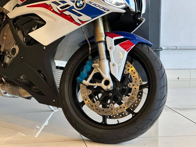 BMW S 1000 R M 207cv 2022/2022 CONCEPT MOTORS PASSO FUNDO / Carros no Vale