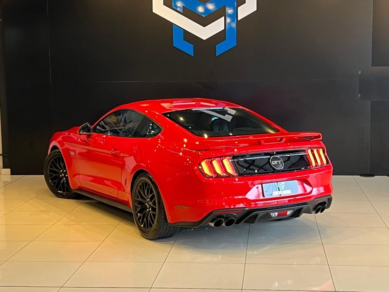 Ford Mustang GT Premium 5.0 V8 2018/2018 CONCEPT MOTORS PASSO FUNDO / Carros no Vale