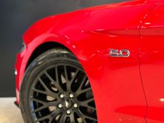 Ford Mustang GT Premium 5.0 V8 2018/2018 CONCEPT MOTORS PASSO FUNDO / Carros no Vale