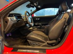 Ford Mustang GT Premium 5.0 V8 2018/2018 CONCEPT MOTORS PASSO FUNDO / Carros no Vale