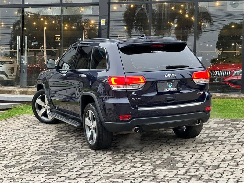 Jeep Grand Cherokee Limited 3.6 4×4 V6 Aut. 2014/2014 CONCEPT MOTORS PASSO FUNDO / Carros no Vale