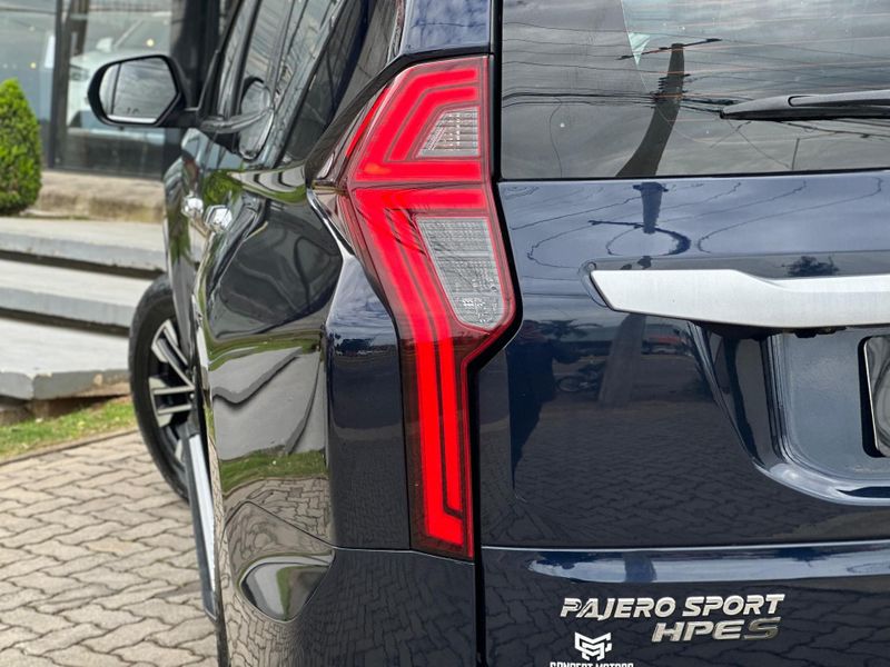 Mitsubishi Pajero Sport HPE-S 2.4 4×4 Diesel Aut. 2021/2022 CONCEPT MOTORS PASSO FUNDO / Carros no Vale