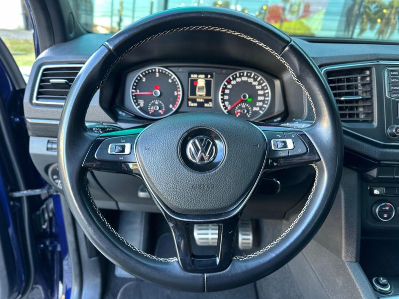 Volkswagen Amarok Extreme CD 3.0 4×4 TB Dies Aut. 2023/2023 CONCEPT MOTORS PASSO FUNDO / Carros no Vale