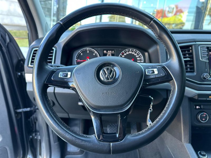 Volkswagen Amarok High.CD 2.0 16V TDI 4×4 Dies Aut 2018/2018 CONCEPT MOTORS PASSO FUNDO / Carros no Vale