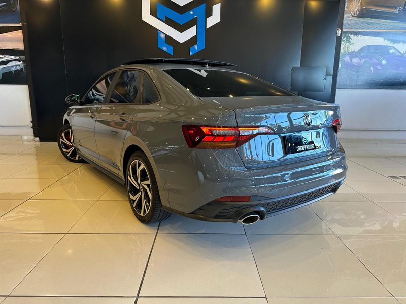 Volkswagen Jetta GLI 350 TSI 2.0 16V 4p Aut. 2022/2023 CONCEPT MOTORS PASSO FUNDO / Carros no Vale