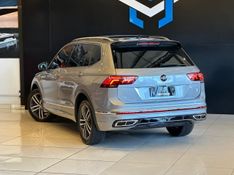 Volkswagen Tiguan Allspac R-Line 300 TSI 2.0 2023/2024 CONCEPT MOTORS PASSO FUNDO / Carros no Vale