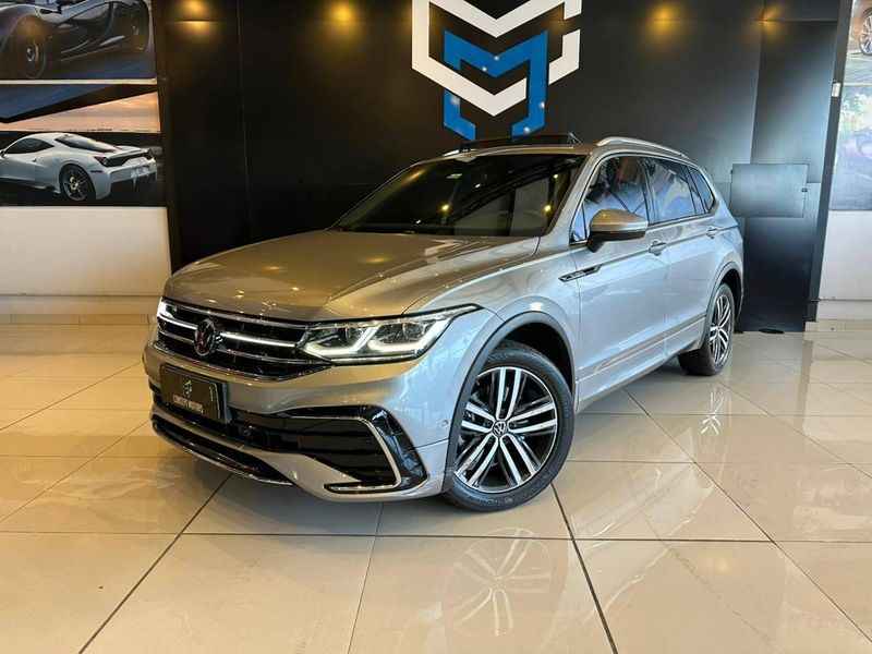 Volkswagen Tiguan Allspac R-Line 300 TSI 2.0 2023/2024 CONCEPT MOTORS PASSO FUNDO / Carros no Vale