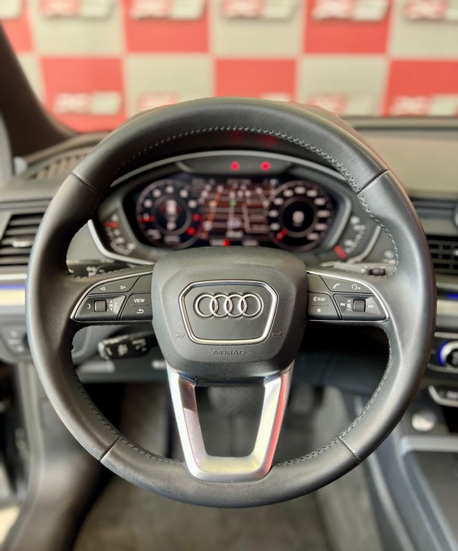 Audi Q5 Black 2.0 TFSI Quattro S Tronic 2019/2019 PC VEÍCULOS SANTA CRUZ DO SUL / Carros no Vale