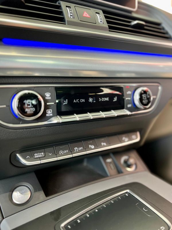 Audi Q5 Black 2.0 TFSI Quattro S Tronic 2019/2019 PC VEÍCULOS SANTA CRUZ DO SUL / Carros no Vale