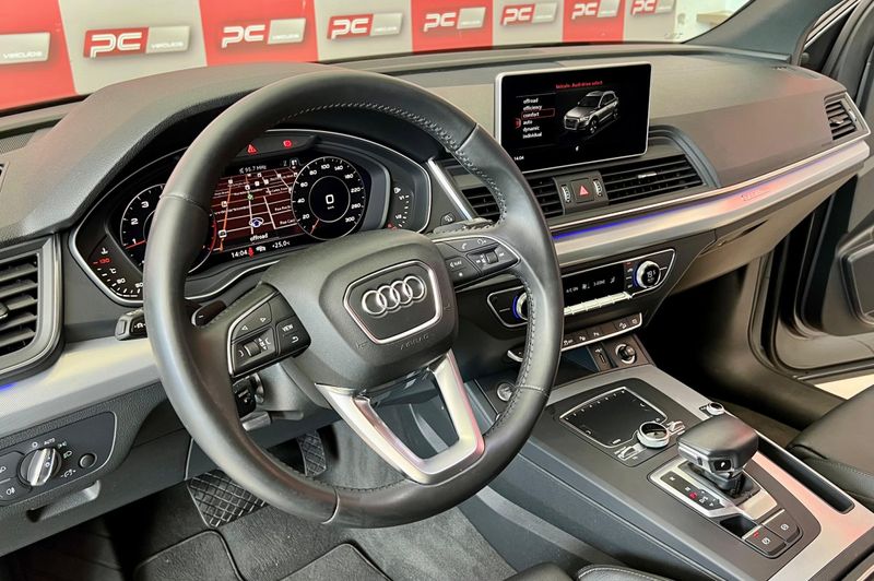 Audi Q5 Black 2.0 TFSI Quattro S Tronic 2019/2019 PC VEÍCULOS SANTA CRUZ DO SUL / Carros no Vale