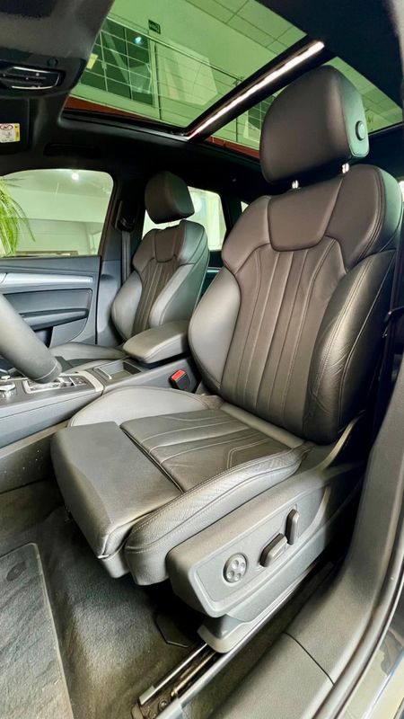 Audi Q5 Black 2.0 TFSI Quattro S Tronic 2019/2019 PC VEÍCULOS SANTA CRUZ DO SUL / Carros no Vale