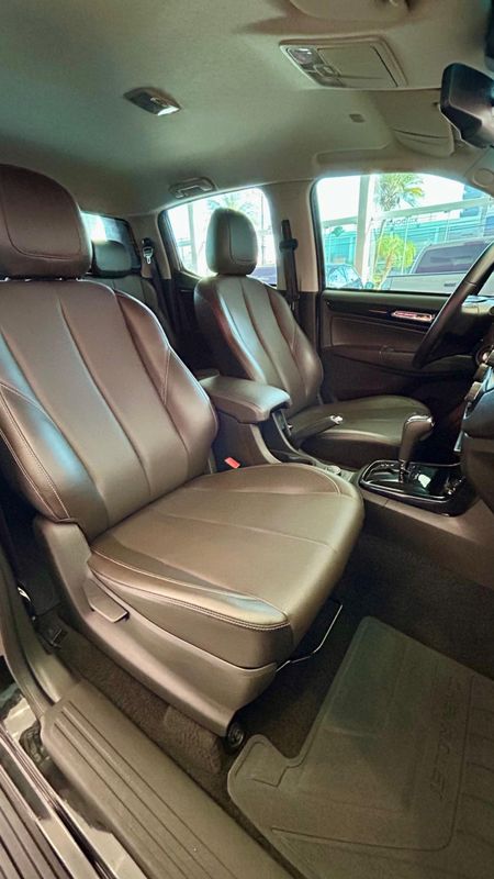 CHEVROLET S10 P-Up H.Country 2.8 4×4 CD Dies 2022/2023 PC VEÍCULOS SANTA CRUZ DO SUL / Carros no Vale