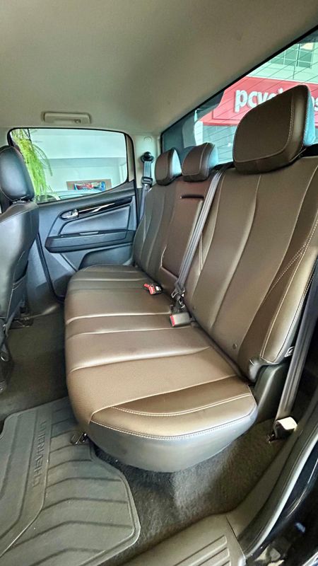 CHEVROLET S10 P-Up H.Country 2.8 4×4 CD Dies 2022/2023 PC VEÍCULOS SANTA CRUZ DO SUL / Carros no Vale