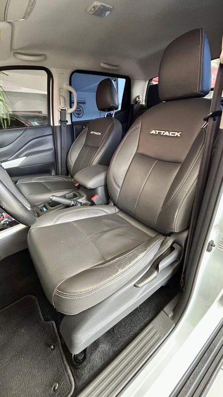 Nissan Frontier ATTAC.CD 4×4 2.3 Bi-TB Die 2020/2020 PC VEÍCULOS SANTA CRUZ DO SUL / Carros no Vale