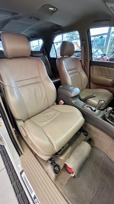 Toyota Hilux SW4 SRV D4-D 4×4 3.0 TDI Dies 2012/2013 PC VEÍCULOS SANTA CRUZ DO SUL / Carros no Vale