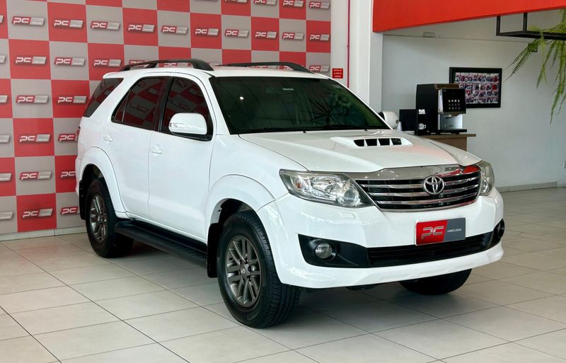 Toyota Hilux SW4 SRV D4-D 4×4 3.0 TDI Dies 2012/2013 PC VEÍCULOS SANTA CRUZ DO SUL / Carros no Vale